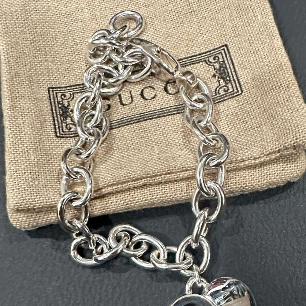 Gucci Sterling Silver Charlotte G Heart Chain Heart Chain Bracelet NIB - Picture 7 of 9